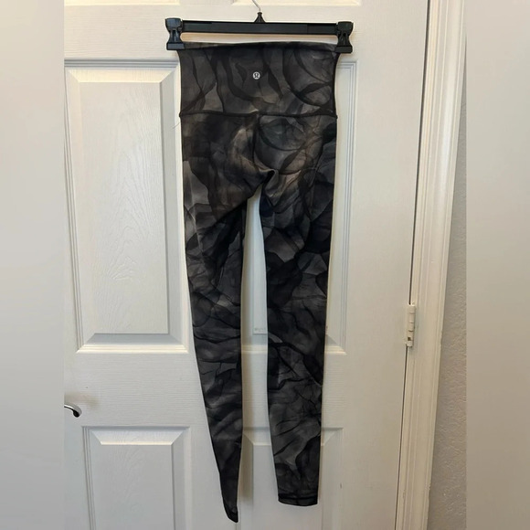 Lululemon Wunder Under Pant (Hi-Rise) size 4 28” Midnight Tulle Multi Black - Picture 5 of 7
